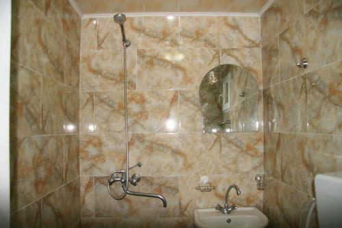 Hostal Guest House Sabauri
