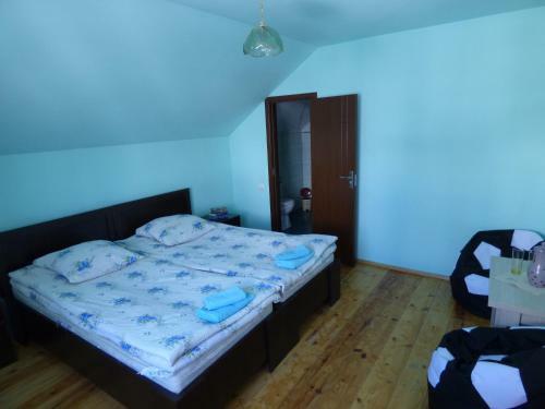 Hostal Anano Guest House