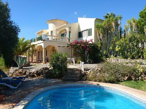 Villa Carrossel