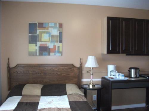 Silverwood Inn Bay Roberts Hotel