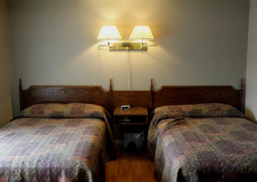 Silverwood Inn Bay Roberts Hotel