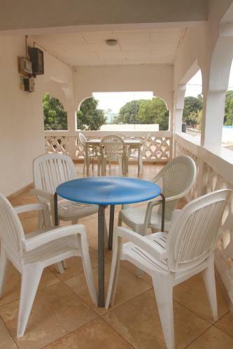 Sanchaba Yellow Apartments