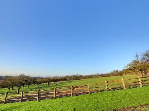 Holiday Home Sutton Hill