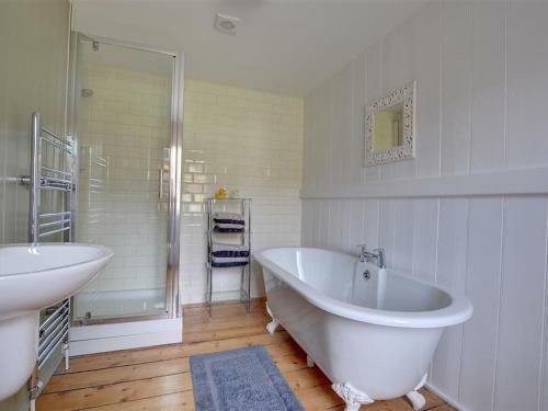Holiday Home Sutton Hill