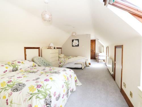 Miswells Cottages - Lake View