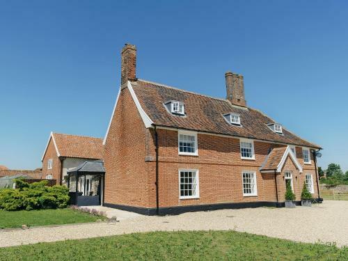 Valley Farmhouse