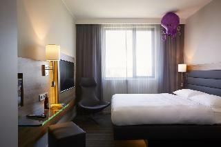 Hotel Moxy Edinburgh Airport