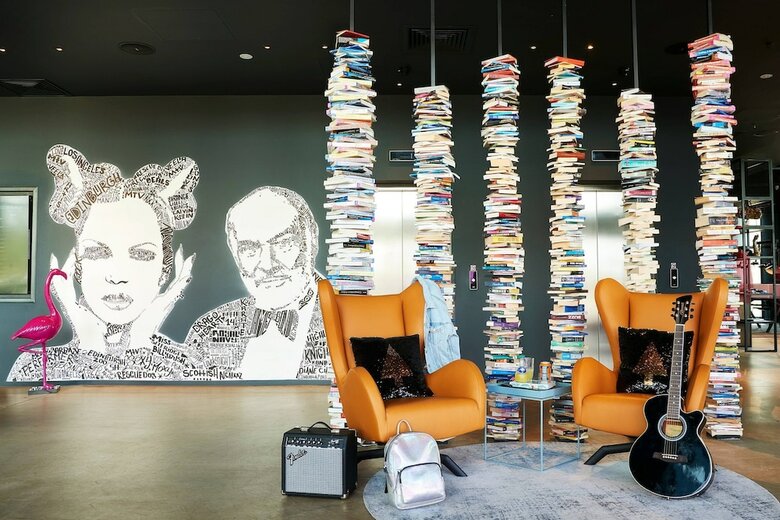 Hotel Moxy Edinburgh Airport