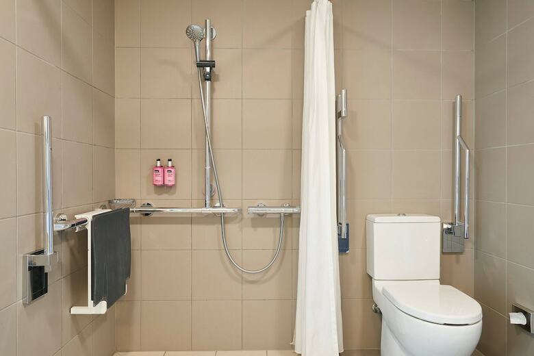 Hotel Moxy Edinburgh Airport
