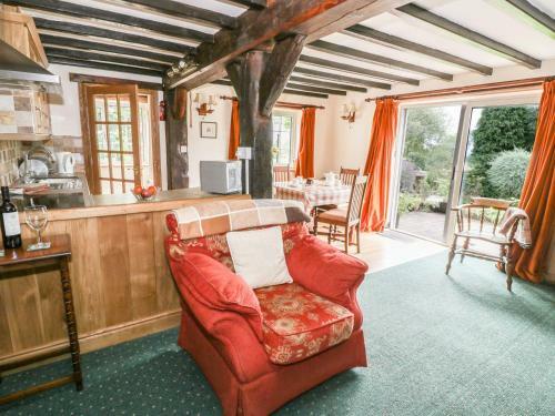 White Cottage, Kidderminster