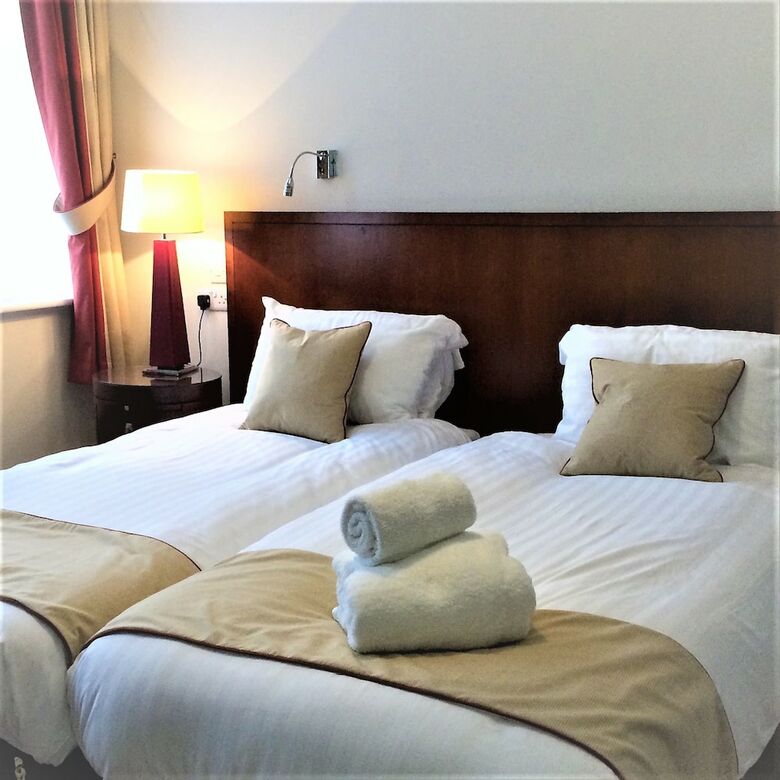 Kings Park Hotel