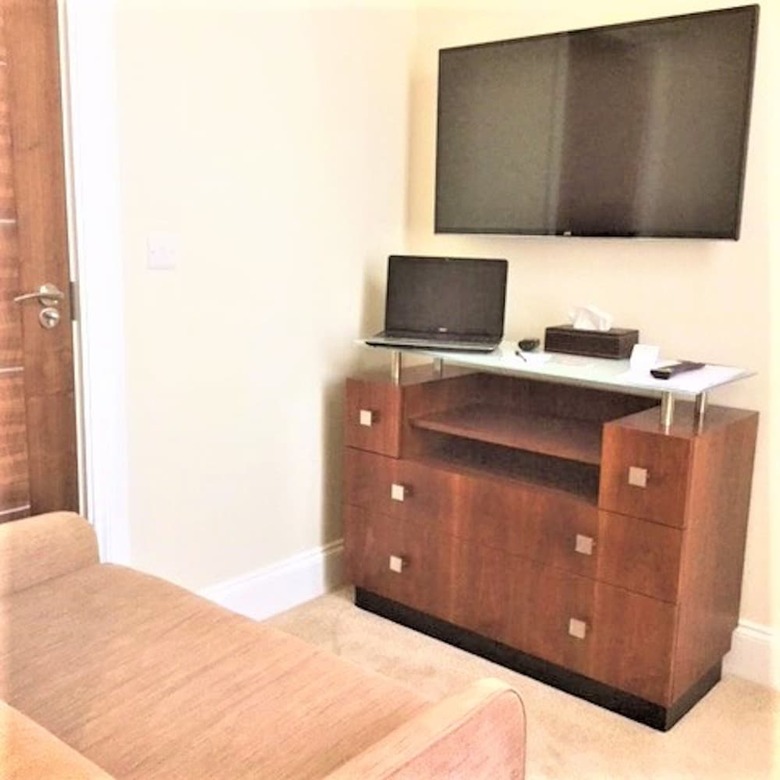Kings Park Hotel