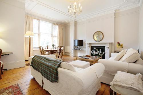 Kensington Apartment W14