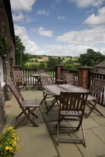 White Haywood Farm Restaurant With B&B