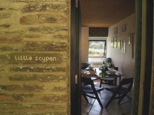 Little Scypen, Kingsbridge