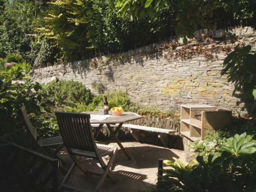 Little Scypen, Kingsbridge