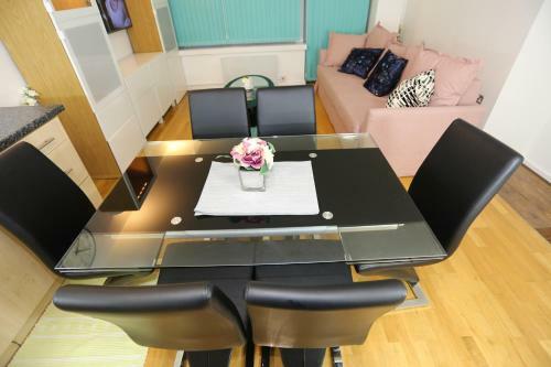 Apartamento Gorgeous 2 Bedroom 2 Bathroom Woolwich