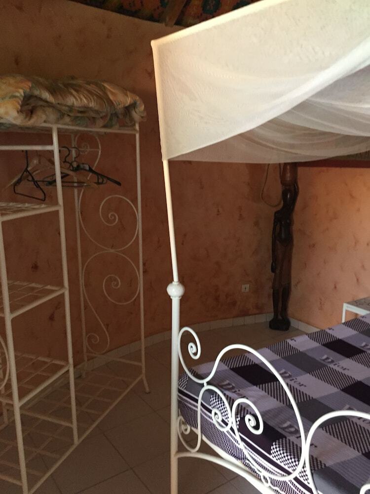 Hotel Les Cristaux Roses