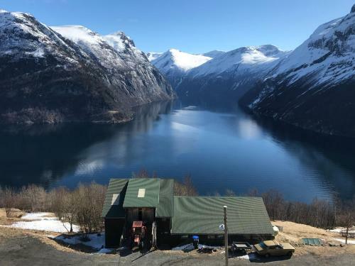 Hellesylt Hostel And Motel