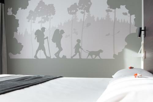 Le Merceny Motel