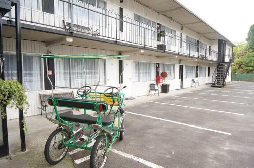 Hilton Motel