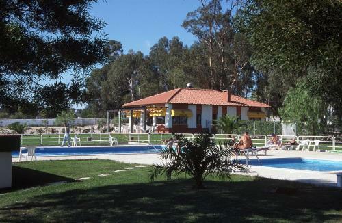 Parque De Campismo Orbitur Evora