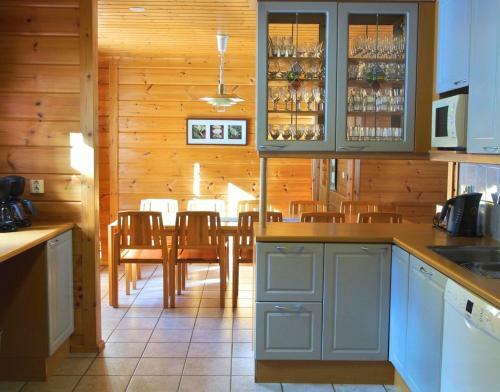 R�nn�s Cottages And Fishing