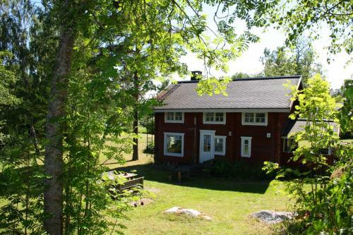 R�nn�s Cottages And Fishing