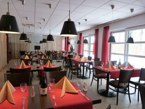 Balladins Superior Hotel Charleroi Airport