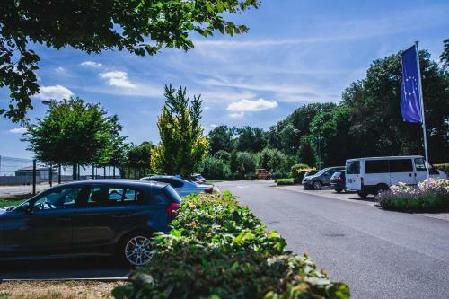 Balladins Superior Hotel Charleroi Airport