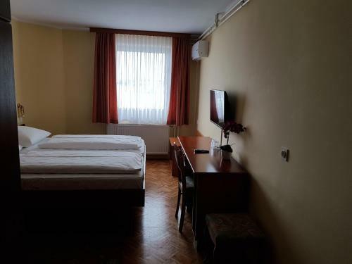 Hotel Ro?kar