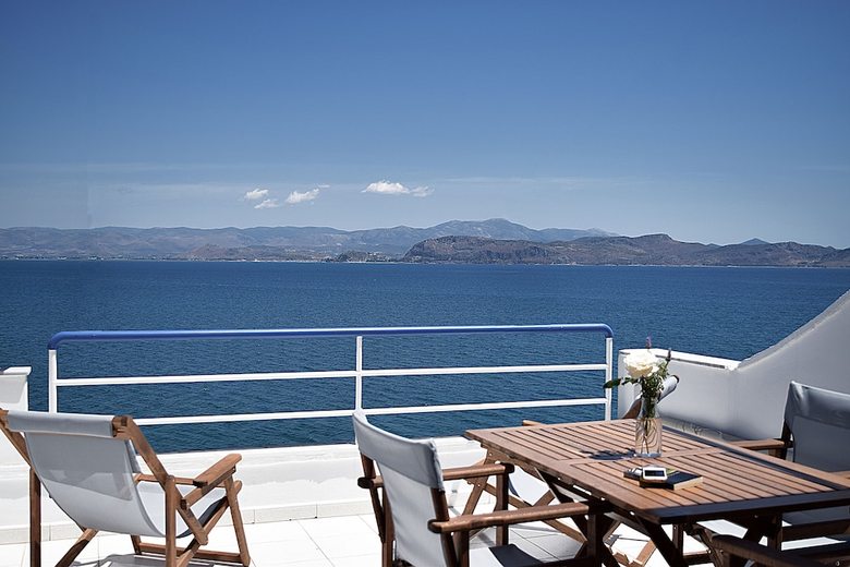 Meli Apartments & Villas