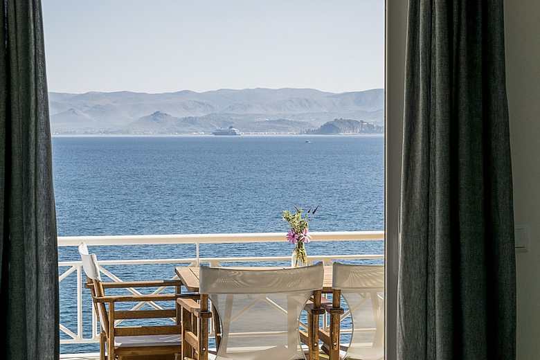 Meli Apartments & Villas
