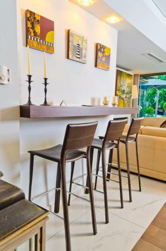 Habitat Hotel