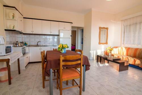Faros Apartments