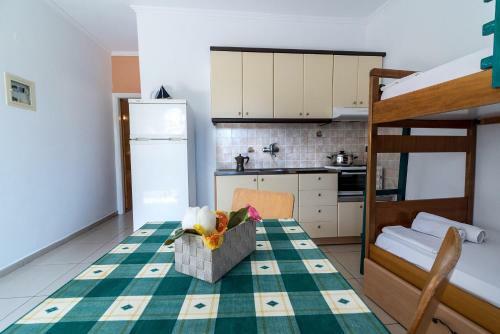 Faros Apartments
