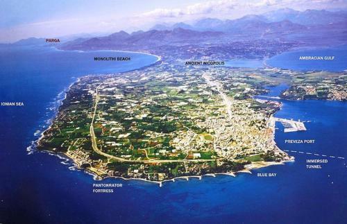 Faros Apartments