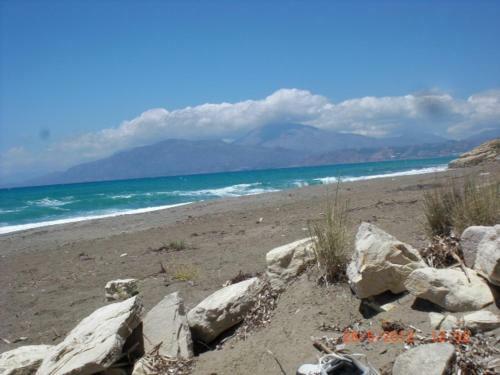 Hostal Pension Aretoussa
