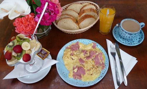 Hostal Pension Aretoussa