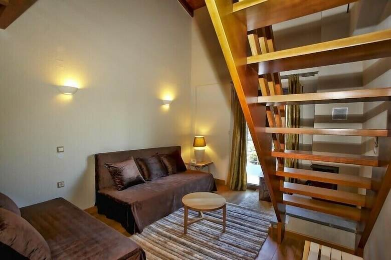 Hotel Anavasi Mountain Resort