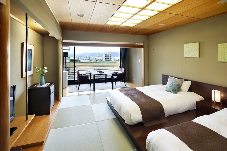 Hotel Juhachiro