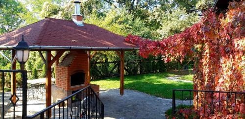 Hostal Pensiunea Stejarul