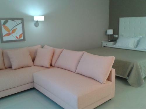 Haris Apartments