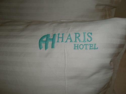 Haris Apartments