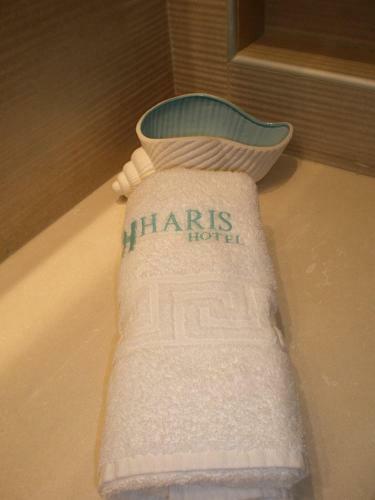 Haris Apartments