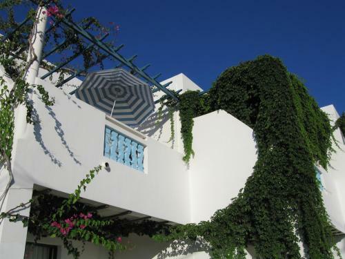 Akrogiali Apartments