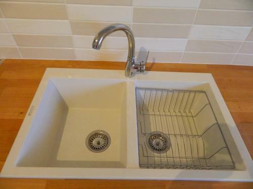 Kalithies 2 Bedrooms Apartment