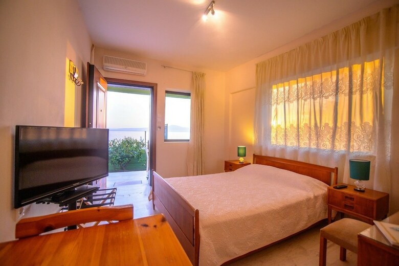 Moireas Apartments