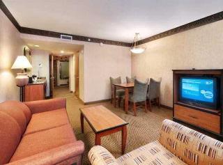 Hotel Embassy Suites Anaheim South - Garden Grove