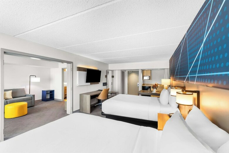 Hotel Comfort Suites Airport - Austin
